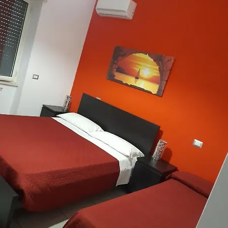 Ruins Oda ve Kahvaltı 3*